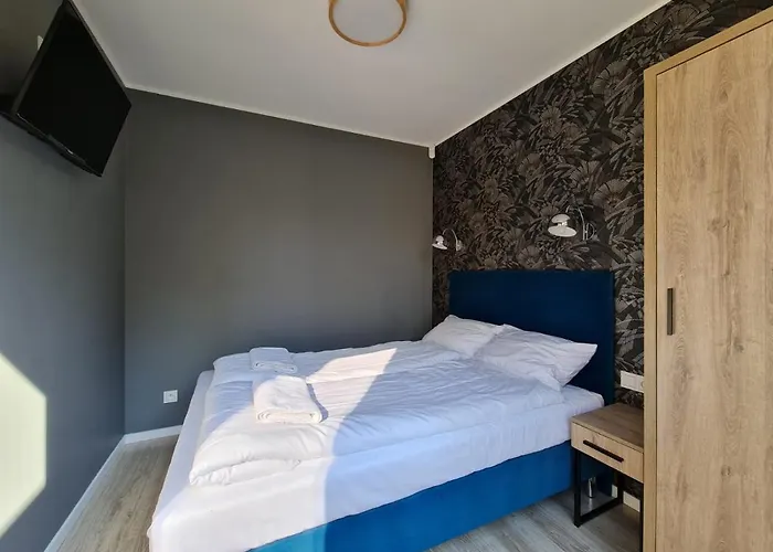 Pod Zaglami Реваль